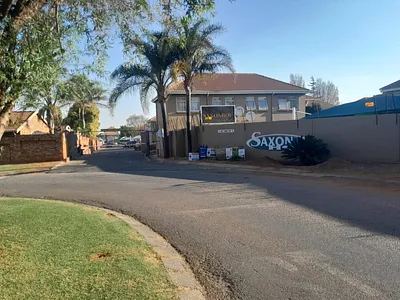 3 Bedroom Townhouse To Rent in Alberton - kySq.webp