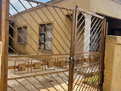 3 Bedroom House For Sale in Brakpan - XSUk.webp