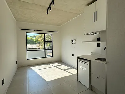 0.5 Bedroom Apartment To Rent in Johannesburg - DBZE.webp
