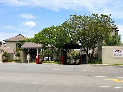 0.5 Bedroom Apartment To Rent in Sandton - img