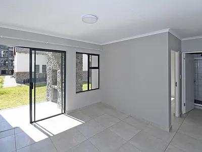 2 Bedroom Apartment For Sale in Kempton Park - img