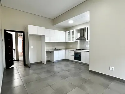 1 Bedroom Apartment To Rent in Bedfordview - img