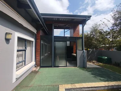 3 Bedroom Apartment For Sale in Pretoria - tn7a.webp