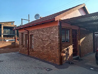 2 Bedroom House For Sale in Ga-rankuwa Unit 1, Ga-rankuwa - aGum.webp