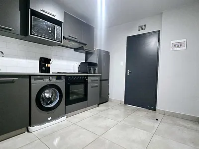 1 Bedroom Apartment For Sale in Pretoria - Wp5X.webp