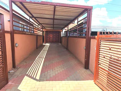 3 Bedroom House For Sale in Soshanguve VV, Soshanguve - Y7yR.webp