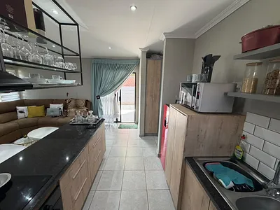 3 Bedroom House For Sale in Pretoria - 2aDB.webp