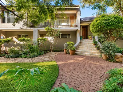 4 Bedroom House For Sale in Hartbeespoort - X0Kj.webp