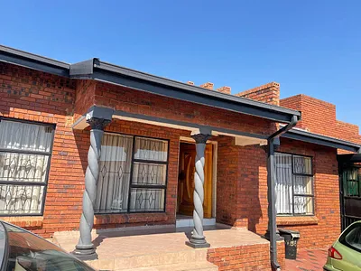 3 Bedroom House To Rent in Soshanguve AA, Soshanguve - DPRK.webp