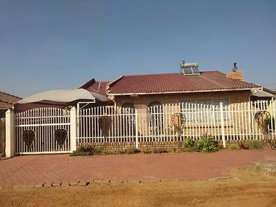 3 Bedroom House To Rent in Mabopane Unit E, Mabopane - n26u.webp