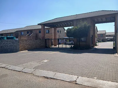 2 Bedroom Apartment For Sale in Benoni - zt8T.webp