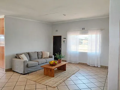 2 Bedroom House To Rent in Rayton - BkuD.webp
