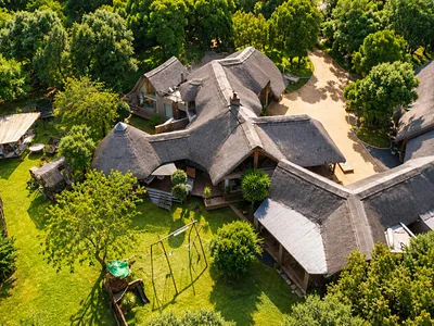 8 Bedroom House For Sale in Hartbeespoort - iQZ3.webp