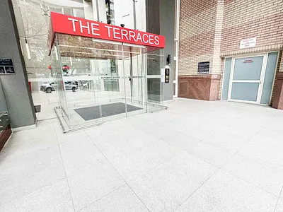 Commercial Property To Rent in Cape Town - dLoj.webp