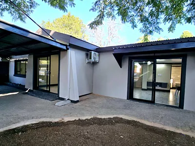 1 Bedroom Townhouse To Rent in Pretoria - Kj8Q.webp