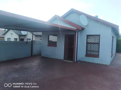 2 Bedroom House For Sale in Soshanguve VV, Soshanguve - gOUk.webp