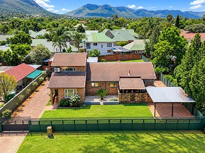 3 Bedroom House For Sale in Hartbeespoort - cMm9.webp