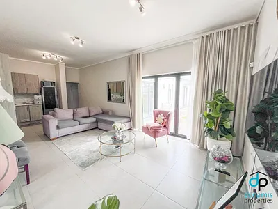 3 Bedroom House For Sale in East London - img