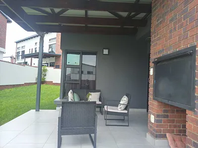 3 Bedroom Townhouse For Sale in Sandton - b9rJ.webp