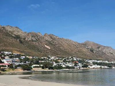 2 Bedroom Apartment To Rent in Gordons Bay - 9JS9.webp