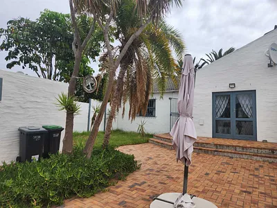 2 Bedroom Townhouse To Rent in Goodwood - img