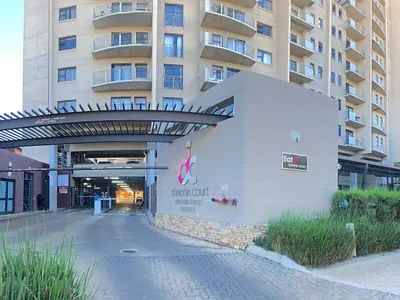 1 Bedroom Apartment For Sale in Pretoria - a3tB.webp
