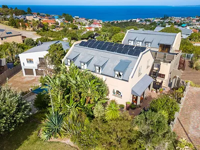 4 Bedroom House For Sale in Mossel Bay - NSBx.webp
