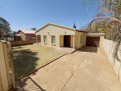 3 Bedroom House For Sale in Pretoria - 5ihM.webp