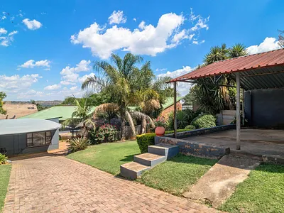4 Bedroom House For Sale in Pretoria - 5pcC.webp