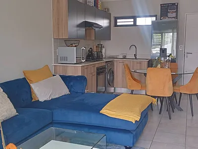 2 Bedroom Apartment For Sale in Pretoria - 3R2k.webp