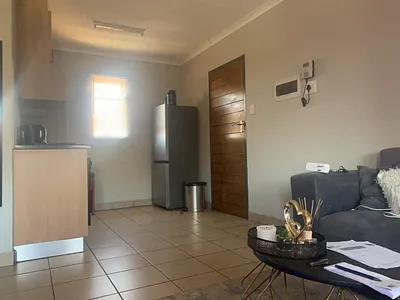 2 Bedroom Apartment For Sale in Alveda, Johannesburg - 4GtR.webp