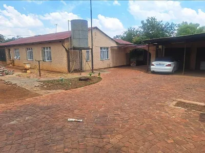 4 Bedroom House For Sale in Pretoria - 0qfX.webp