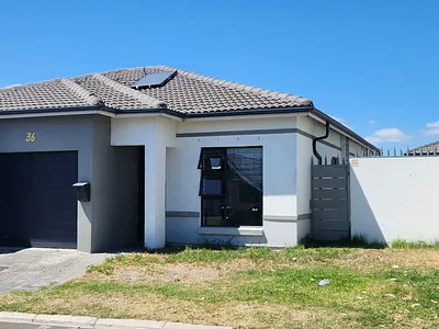 3 Bedroom House For Sale in Cape Town - IrDA.webp