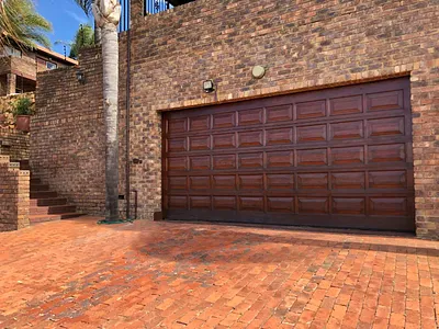 4 Bedroom House For Sale in Pretoria - lB9l.webp