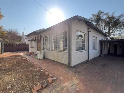 10 Bedroom House For Sale in Pretoria - PQkI.webp