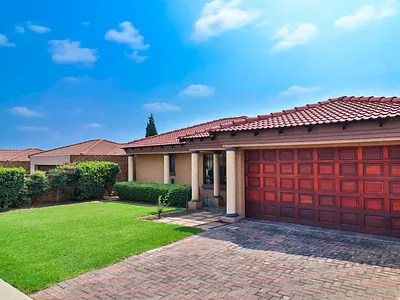 2 Bedroom House For Sale in Midrand - y887.webp