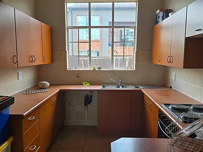 2 Bedroom Apartment For Sale in Roodepoort - 2nYX.webp