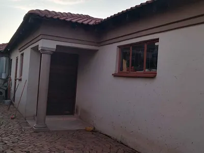 3 Bedroom House To Rent in Soshanguve XX, Soshanguve - bSiv.webp