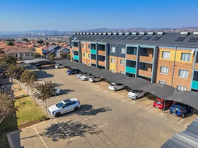 2 Bedroom Apartment For Sale in Pretoria - i1OO.webp