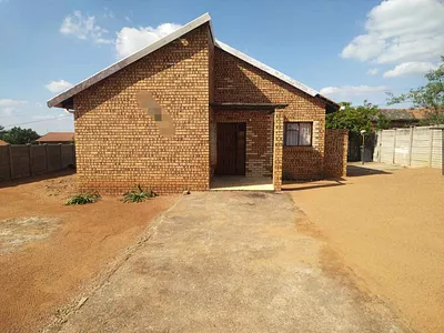 3 Bedroom House For Sale in Soshanguve DD, Soshanguve - IGtU.webp