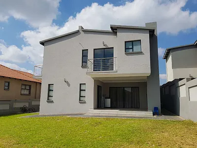 4 Bedroom House For Sale in Pretoria - j5Dz.webp
