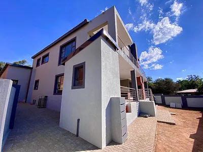 5 Bedroom House For Sale in Pretoria - lYmt.webp
