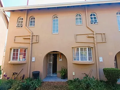 1 Bedroom Townhouse For Sale in Kempton Park - cixh.webp