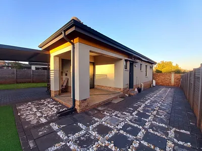 3 Bedroom House For Sale in Pretoria - Li9Q.webp