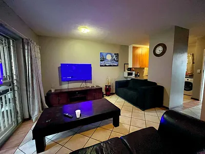 2 Bedroom Apartment For Sale in Pretoria - gsHj.webp