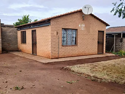 2 Bedroom House For Sale in Ga-rankuwa Unit 24, Ga-rankuwa - QjYo.webp