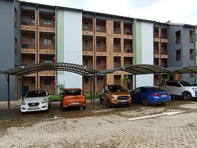 2 Bedroom Apartment For Sale in Pretoria - 5Nql.webp