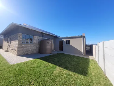 3 Bedroom House For Sale in George - 7Dq7.webp