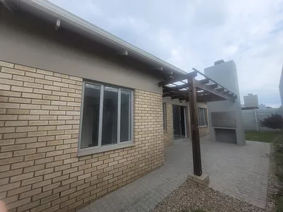 3 Bedroom House For Sale in George - ByXb.webp