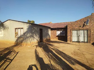 3 Bedroom House For Sale in Soshanguve South Ext 3, Soshanguve South - ay12.webp
